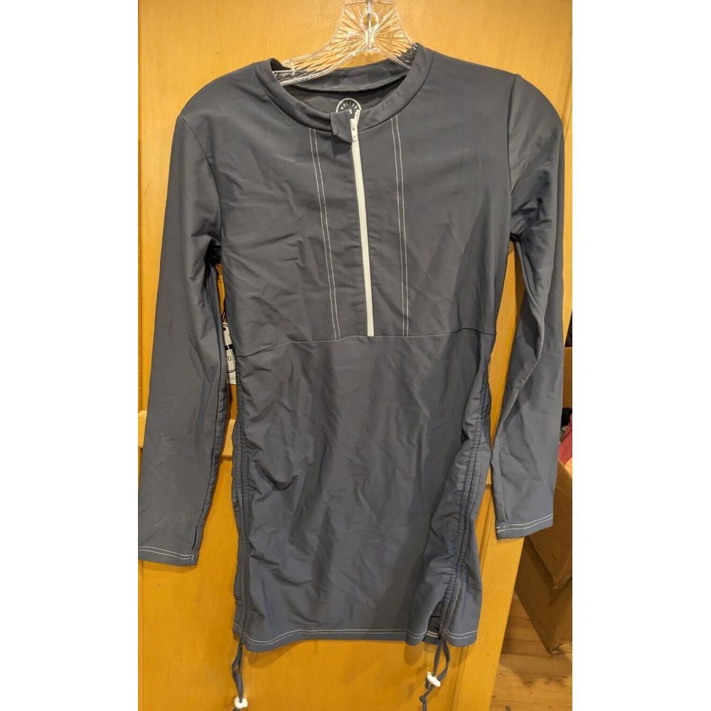 MOTT50 Shirt Womens XS  Top Long Sleeve Gray‎ Sun Screen